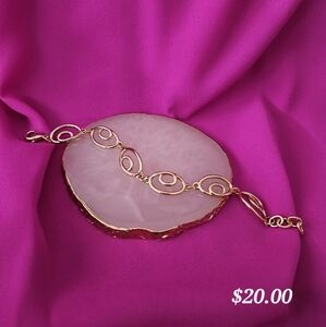 Elegant Gold Bracelet